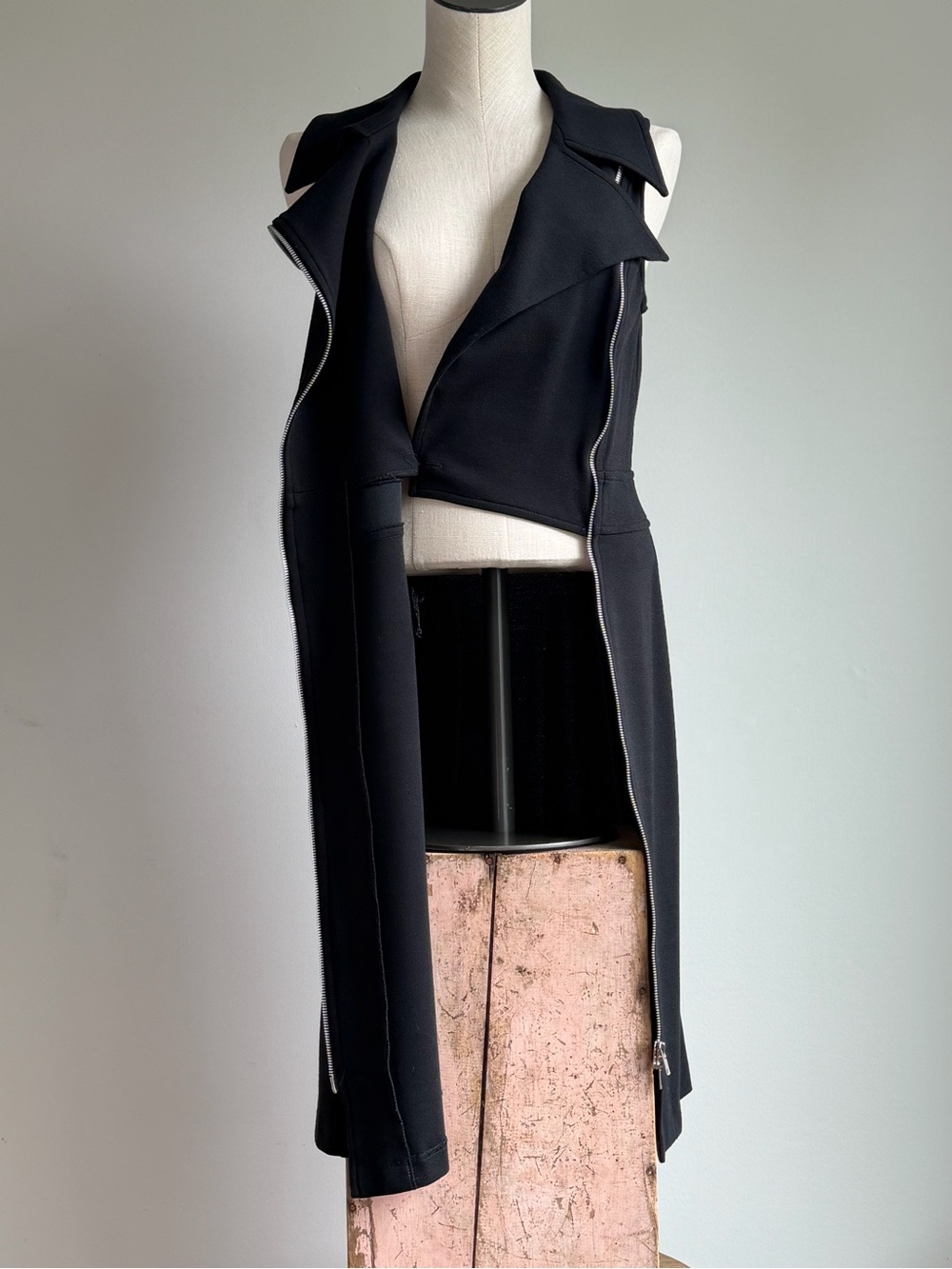 Cache Black Sleeveless Zip-Front Midi Dress - Picture 8 of 10